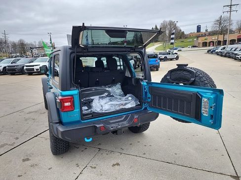 Used 2024 Jeep Wrangler Unlimited Rubicon 4xe w/ Convenience Group image 32