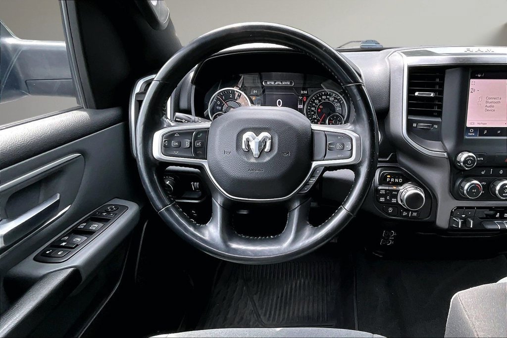 Used 2022 RAM 1500 Big Horn AWD/4WD image 9