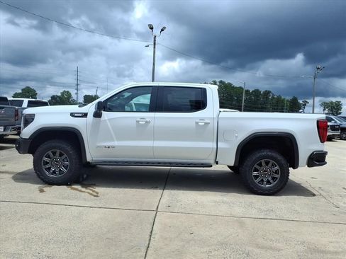 New 2026 GMC Sierra 1500 AT4X AWD/4WD image 4