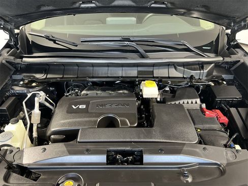 Certified 2022 Nissan Pathfinder SV w/ SV Premium Package image 18