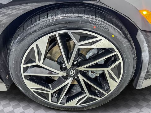 Used 2023 Hyundai Ioniq 6 SEL image 32