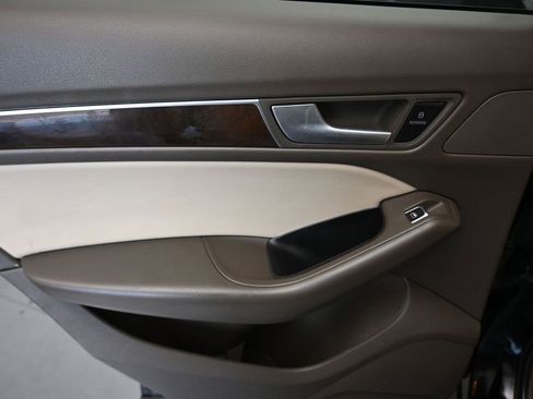 Used 2014 Audi Q5 2.0T Premium w/ Lighting Package image 27