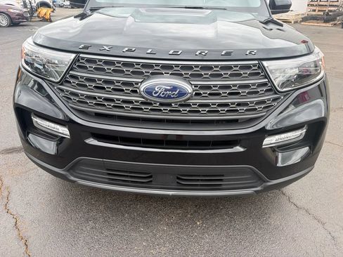 Used 2023 Ford Explorer XLT w/ Equipment Group 202A AWD/4WD image 11