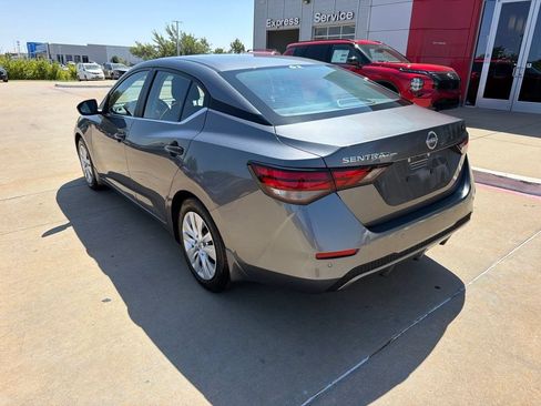Used 2025 Nissan Sentra S FWD image 3