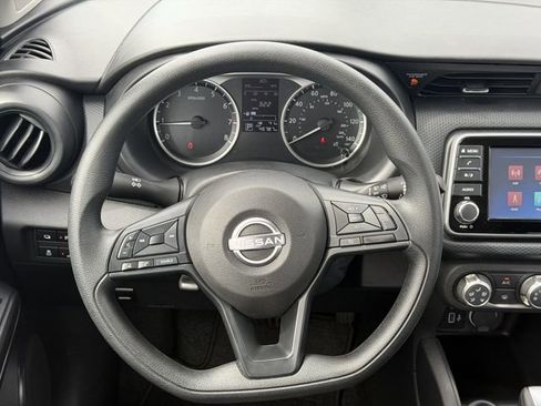 Used 2024 Nissan Kicks S FWD image 11