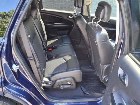 Used 2017 Dodge Journey Crossroad w/ Popular Equipment Group AWD/4WD image 36