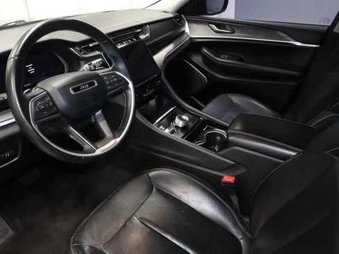 Used 2022 Jeep Grand Cherokee L Limited image 23