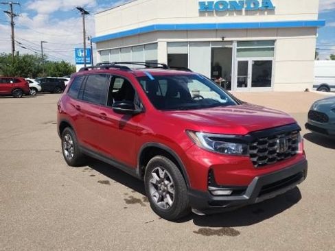 Certified 2022 Honda Passport TrailSport image 1