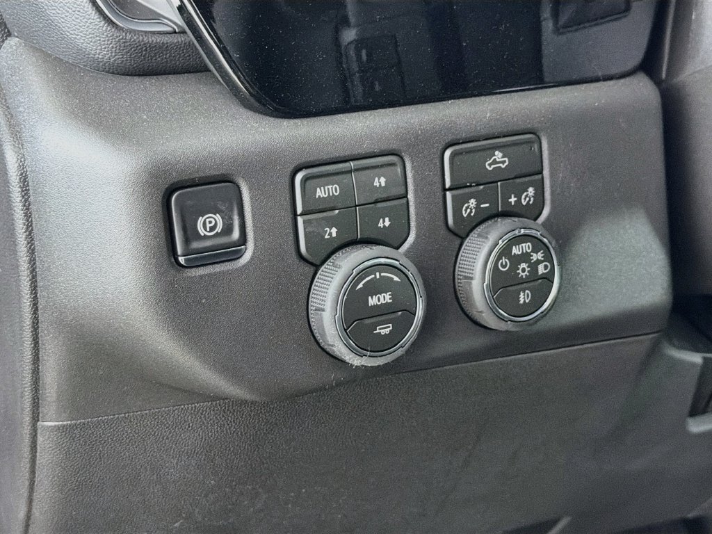 New 2026 Chevrolet Silverado 1500 LT Trail Boss w/ Convenience Package II AWD/4WD image 10