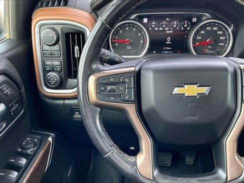 Used 2022 Chevrolet Silverado 1500 High Country image 12