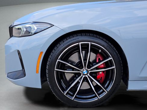 Used 2024 BMW 330i Sedan w/ M Sport Package RWD image 32