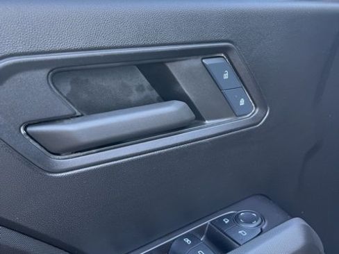 Used 2024 Chevrolet Colorado Trail Boss w/ Technology Package image 12