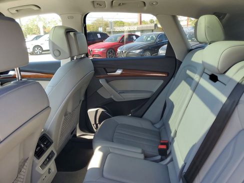 Used 2022 Audi Q5 2.0T Premium Plus AWD/4WD image 17