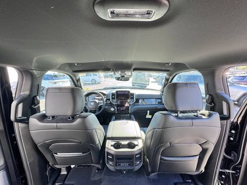 New 2026 RAM 1500 Laramie AWD/4WD image 22