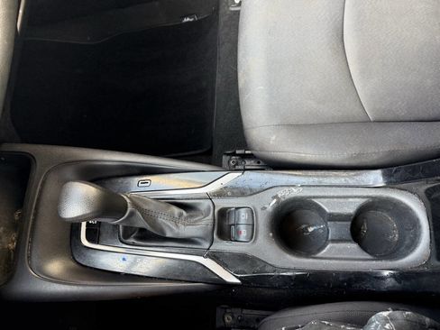 Used 2020 Toyota Corolla LE image 24