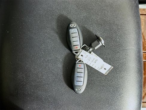 Used 2019 INFINITI QX80 Luxe w/ Proassist Package image 34