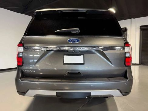 Used 2018 Ford Expedition Max Limited w/ Equipment Group 301A AWD/4WD image 5