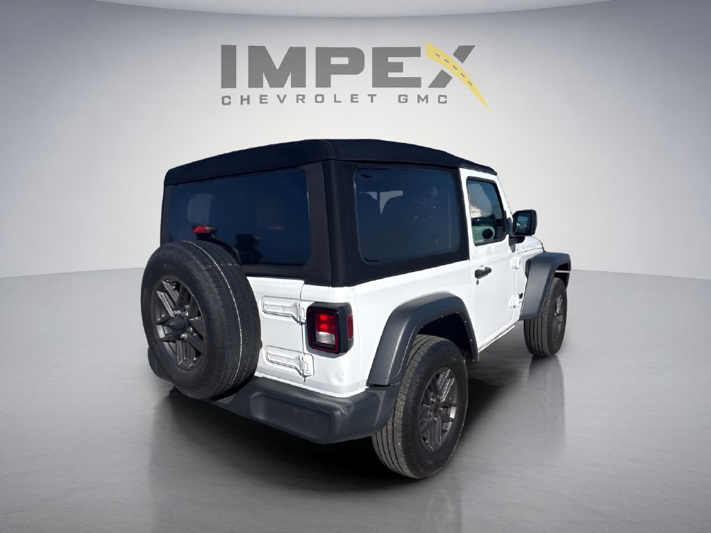Used 2024 Jeep Wrangler Sport AWD/4WD image 5