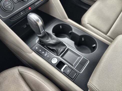 Used 2019 Volkswagen Atlas SE FWD image 20
