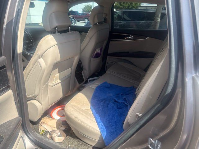 Used 2018 Lincoln MKX Reserve FWD image 8