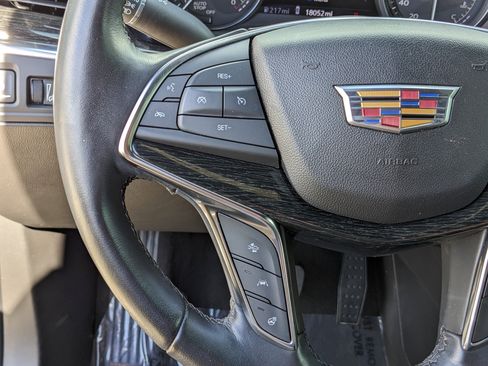 Certified 2022 Cadillac XT5 Premium Luxury w/ Technology Package image 30