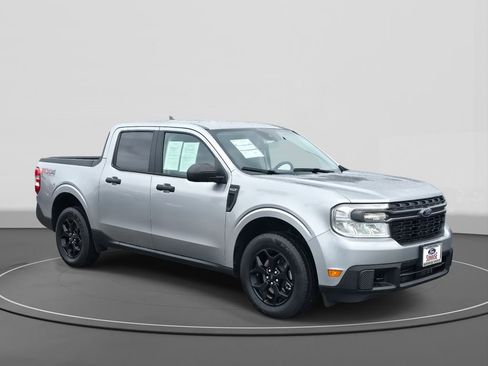 Certified 2024 Ford Maverick XLT w/ Equipment Group 300A Standard image 4