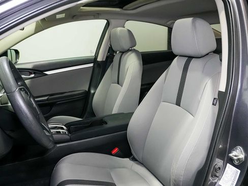 Used 2018 Honda Civic EX image 15