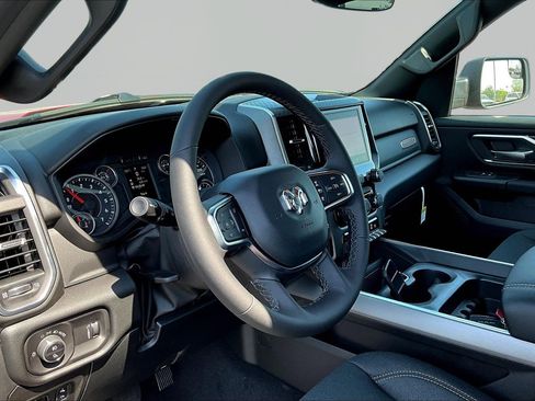 New 2026 RAM 1500 Big Horn AWD/4WD image 15
