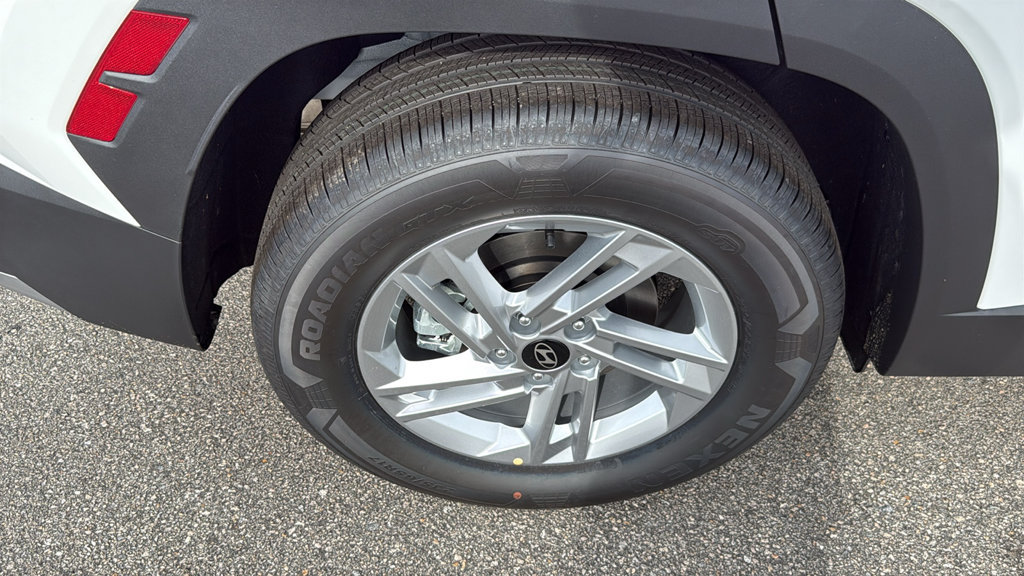 New 2026 Hyundai Tucson SE FWD image 9