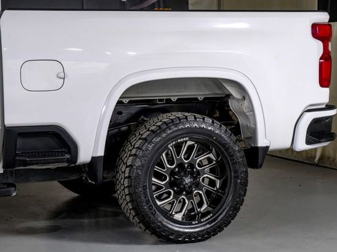 Used 2024 Chevrolet Silverado 2500 LT w/ Safety Package image 14