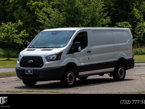Used 2019 Ford Transit 250 130 Low Roof image 1