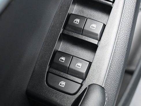 Used 2025 Kia Seltos SX w/ SX Sunroof Package image 13