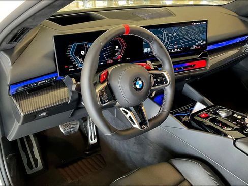 New 2026 BMW M5 w/ Carbon Package image 8