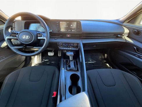 Certified 2025 Hyundai Elantra Sport image 16