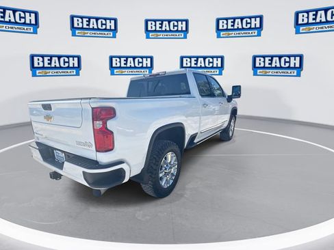 Used 2024 Chevrolet Silverado 3500 High Country w/ High Country Premium Package AWD/4WD image 7