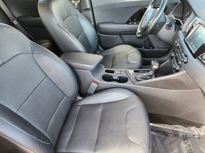 Used 2018 Kia Niro EX Premium