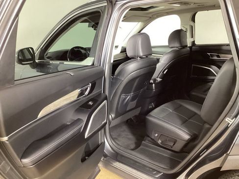 Used 2022 Kia Telluride EX w/ EX Premium Package AWD/4WD image 21
