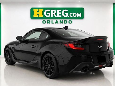 Used 2024 Toyota GR86 Premium RWD image 2