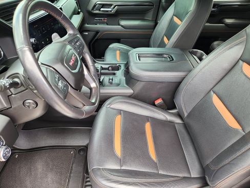 Used 2022 GMC Sierra 1500 AT4 w/ Sierra Safety Plus Package AWD/4WD image 10