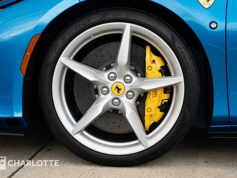 Used 2021 Ferrari F8 Tributo image 13