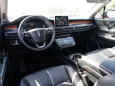 Used 2022 Lincoln Corsair Reserve w/ Elements Package image 29