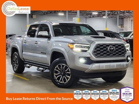 Used 2023 Toyota Tacoma TRD Sport w/ Technology Package RWD image 1