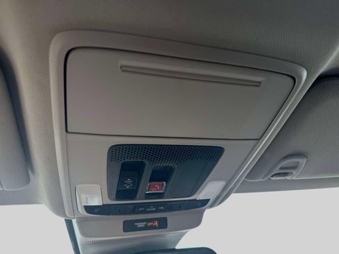 Used 2025 Honda Accord SE image 30