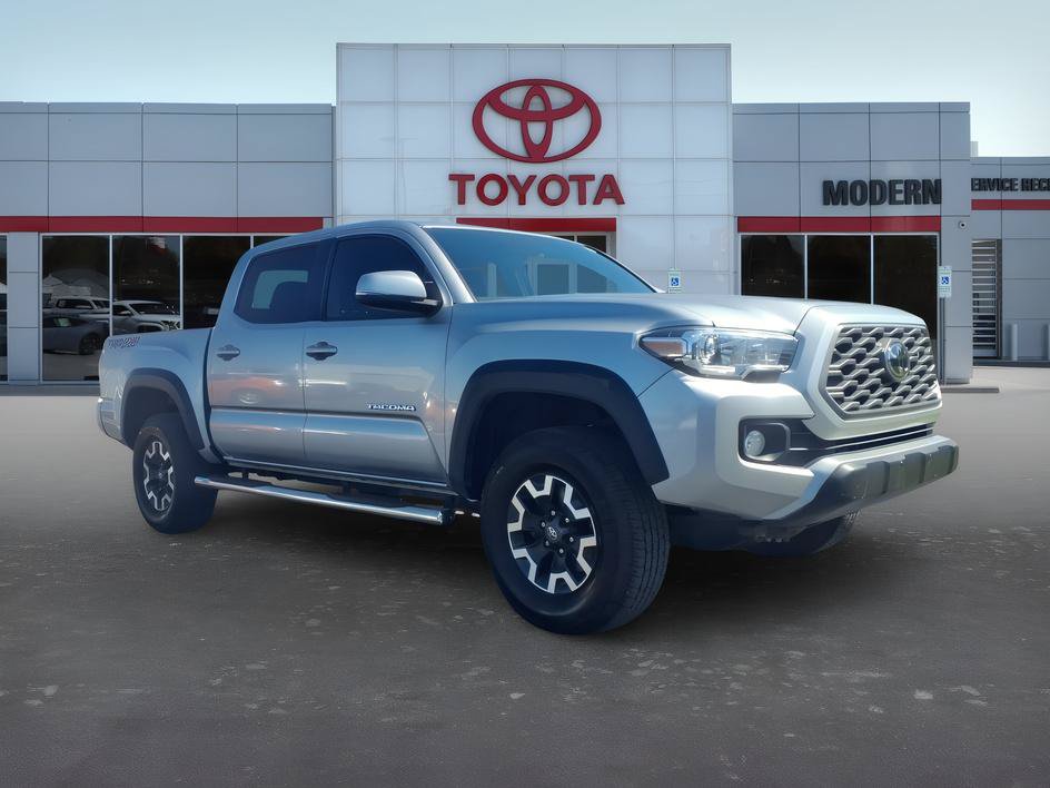 Certified 2023 Toyota Tacoma TRD Off-Road w/ Technology Package AWD/4WD image 8