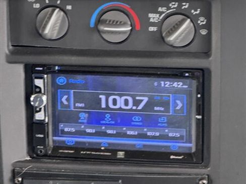 Used 2004 Chevrolet Express 3500 w/ RV Package.  Upfitter Option image 21