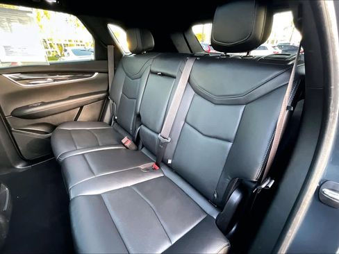 Used 2020 Cadillac XT5 Premium Luxury image 19