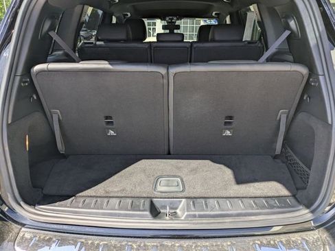 Used 2023 Mercedes-Benz GLB 250 image 7