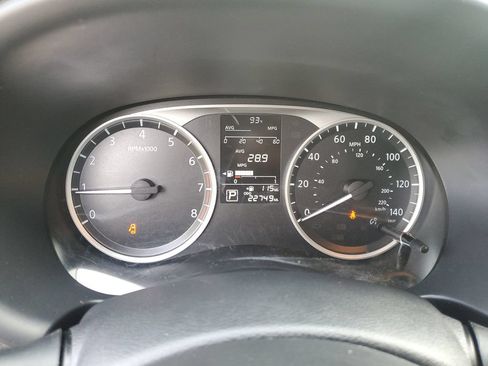 Certified 2025 Nissan Kicks Play S FWD image 26