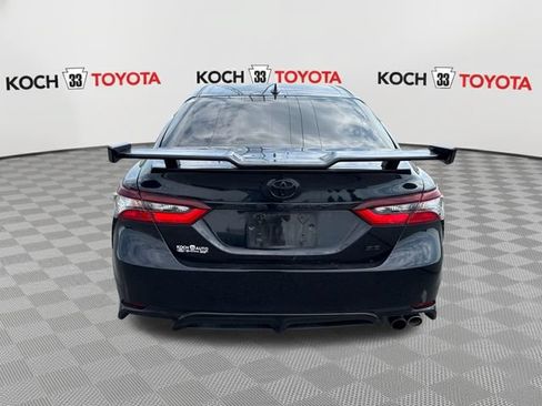 Used 2022 Toyota Camry SE w/ Cold Weather Package FWD image 7