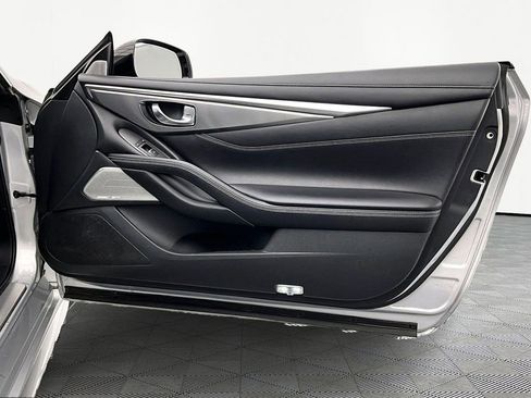 Used 2019 INFINITI Q60 3.0t Luxe w/ Essential Package image 24